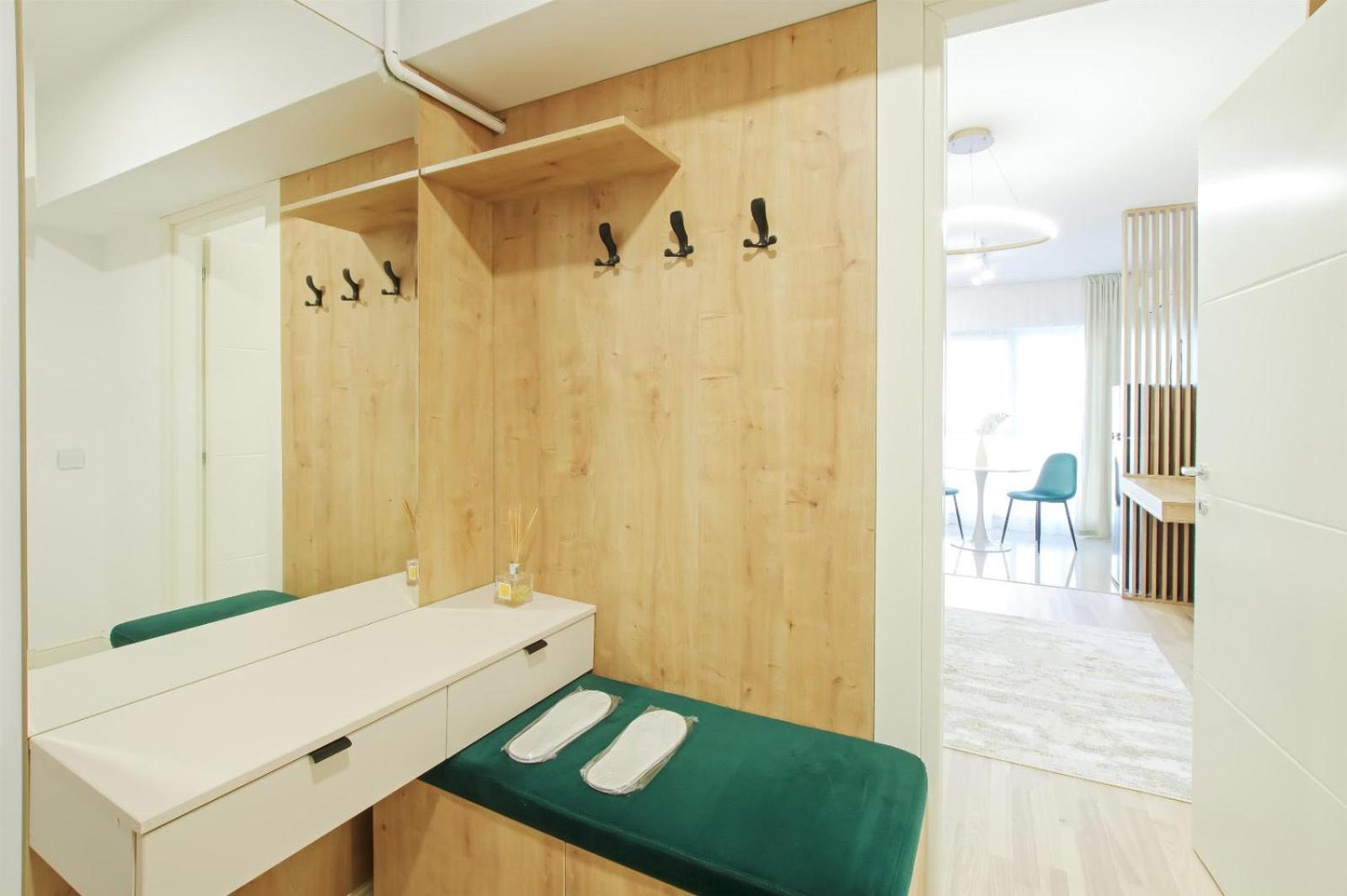 Himson-designer1 * Iasi
