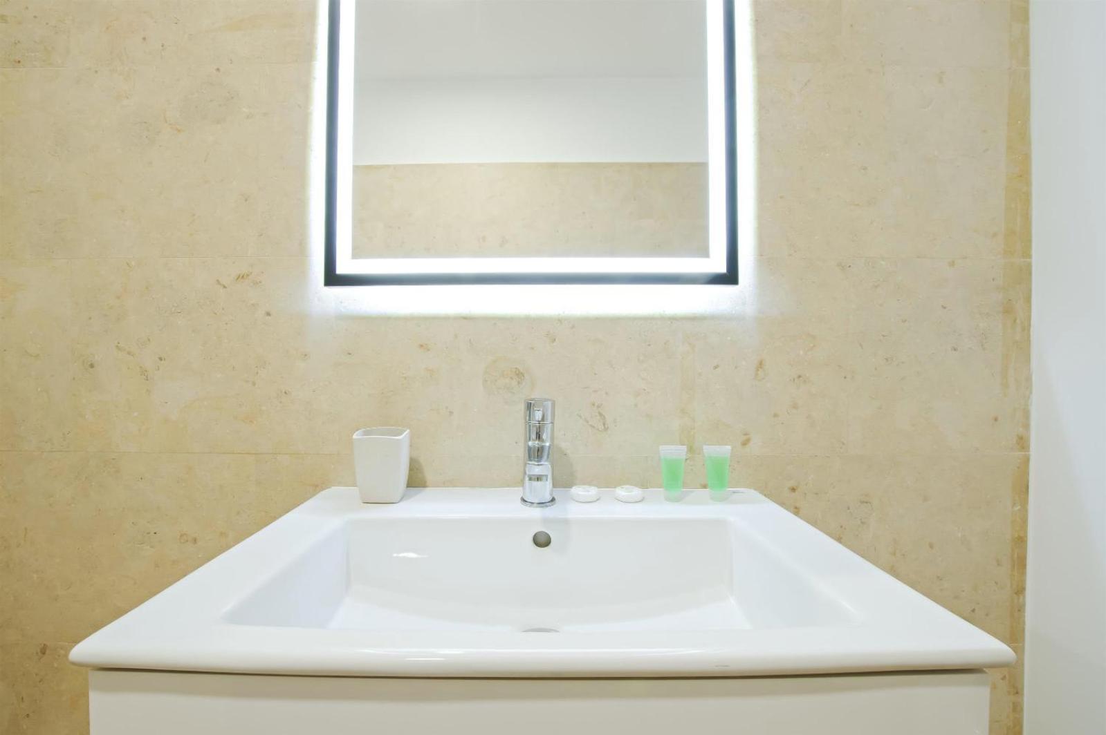 Himson-designer1 *