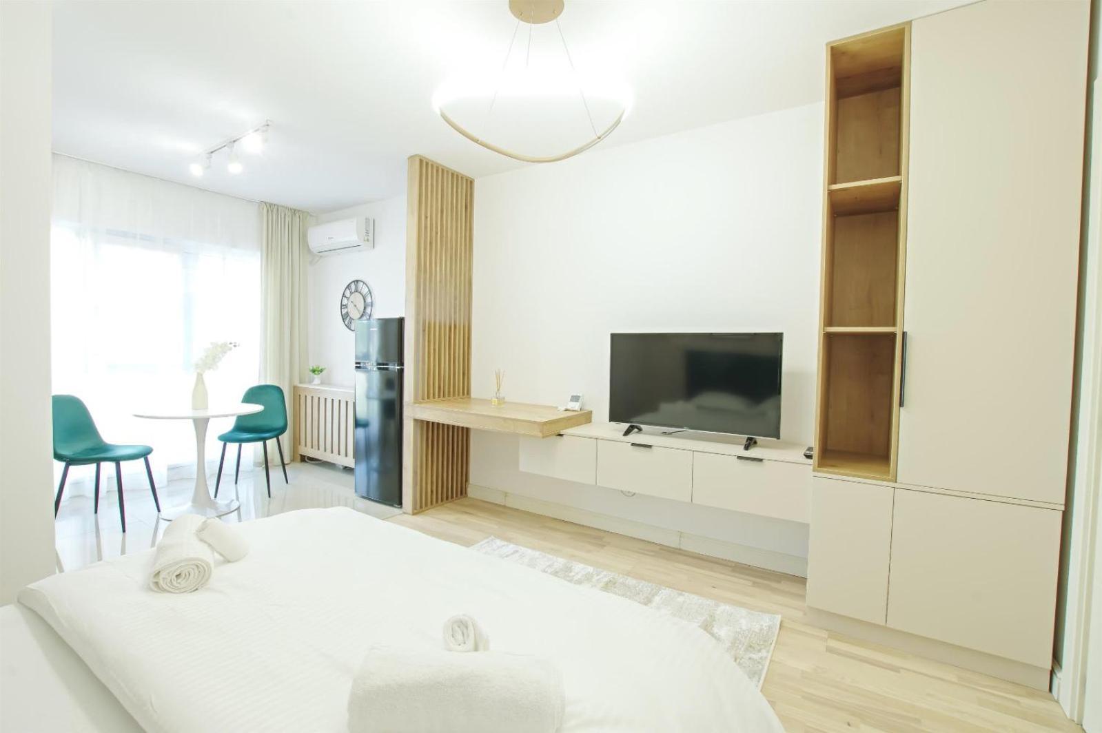 Himson-designer1 Iasi