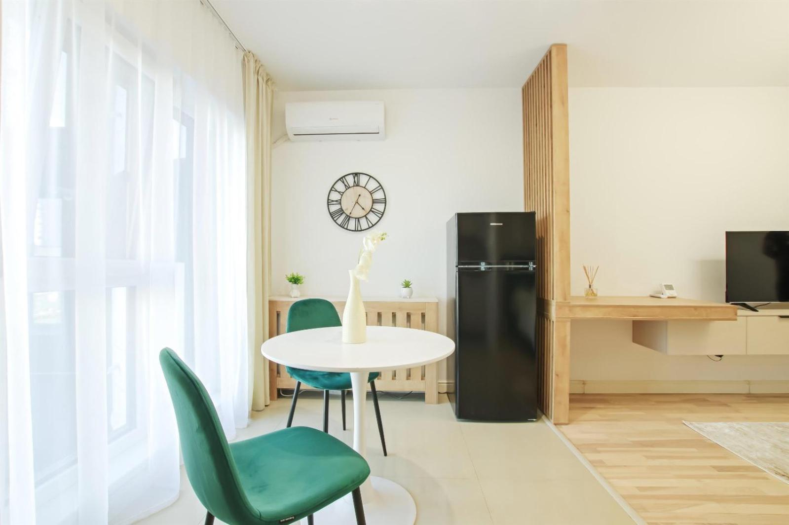 Himson-designer1 *